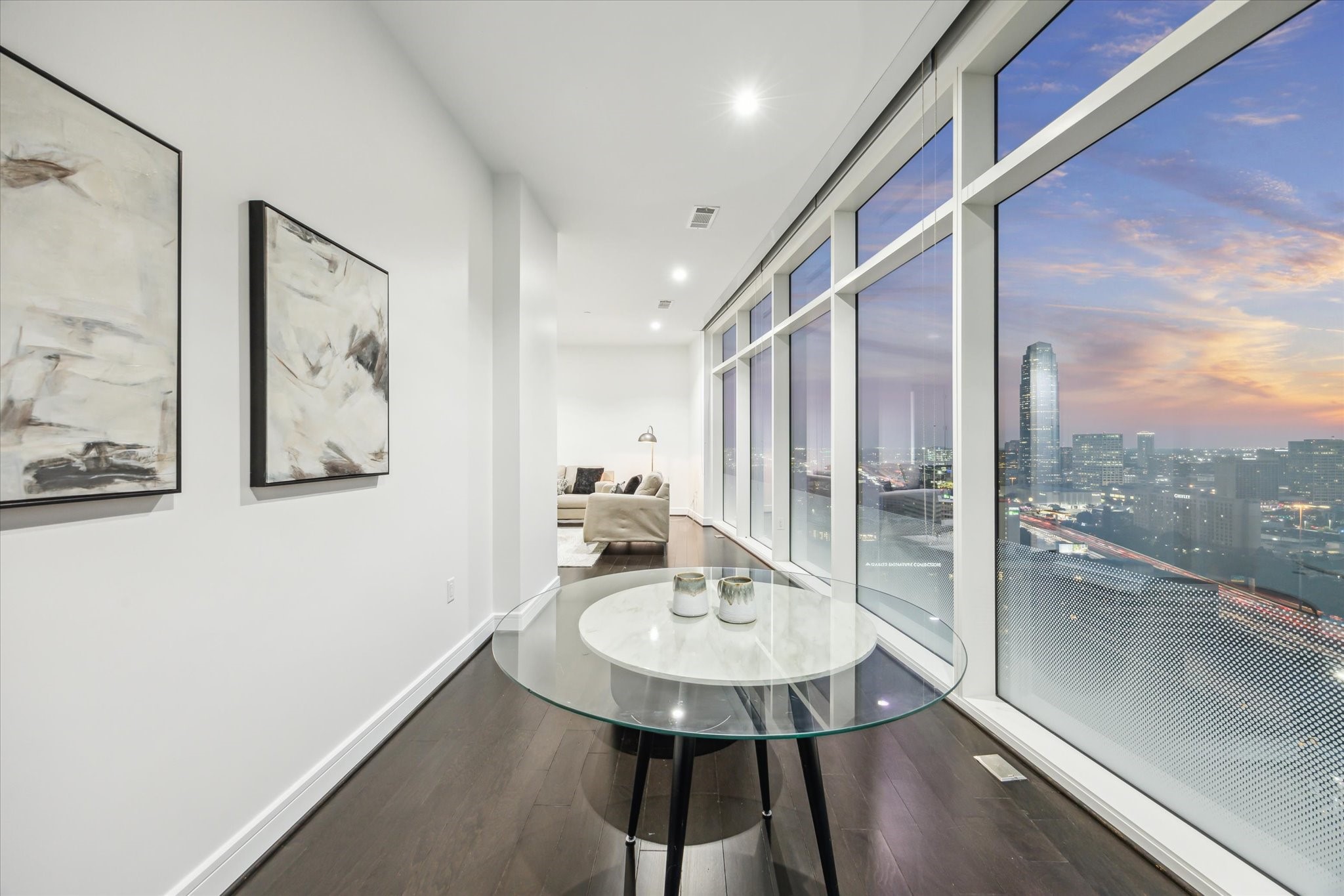 4521 San Felipe Street, Unit 23045 Houston, TX 77027 - Photo 22 of 25 Flex space off of the back game room, is perfect for a work out space, office space or an area to relax and enjoy the spectacular Texas sunsets. A balcony is located off of this area.