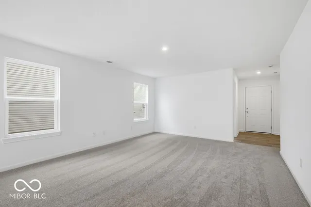 $238,999 | 2027 Black Oak Drive, Shelbyville, IN 46176