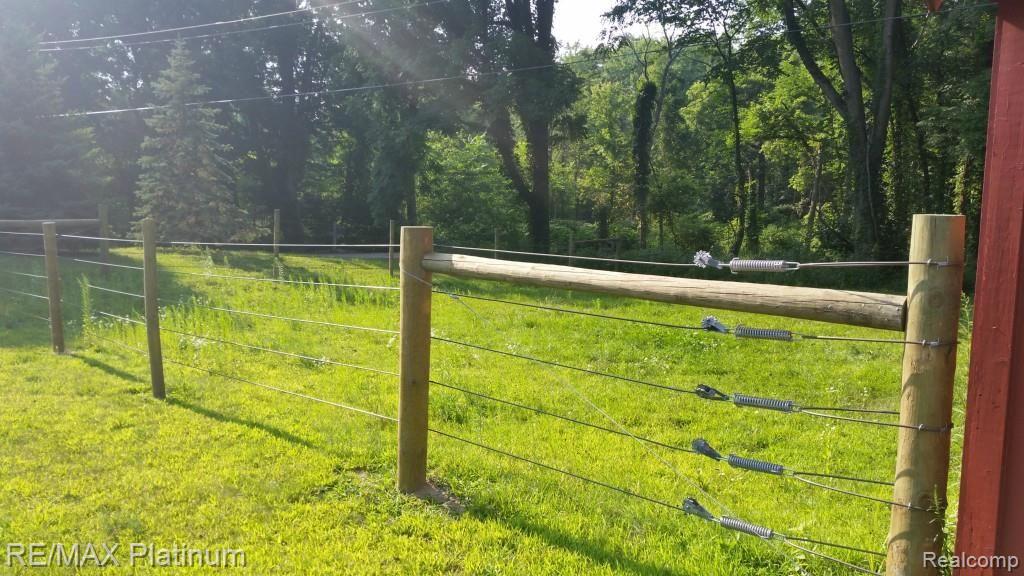 5539 Richardson Road Howell, MI 48843 - Photo 43 of 60 43.jpg