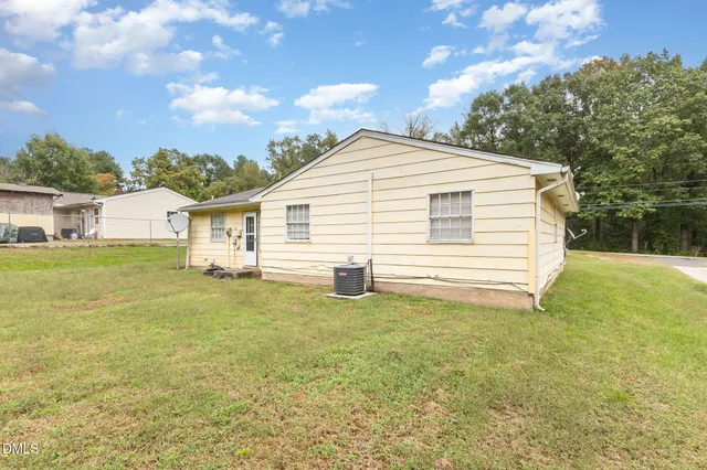 $299,900 | 202 Lynn Road, Durham, NC 27703