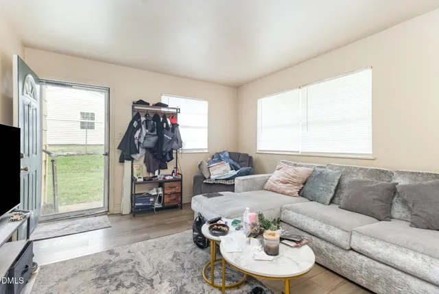 $299,900 | 202 Lynn Road, Durham, NC 27703