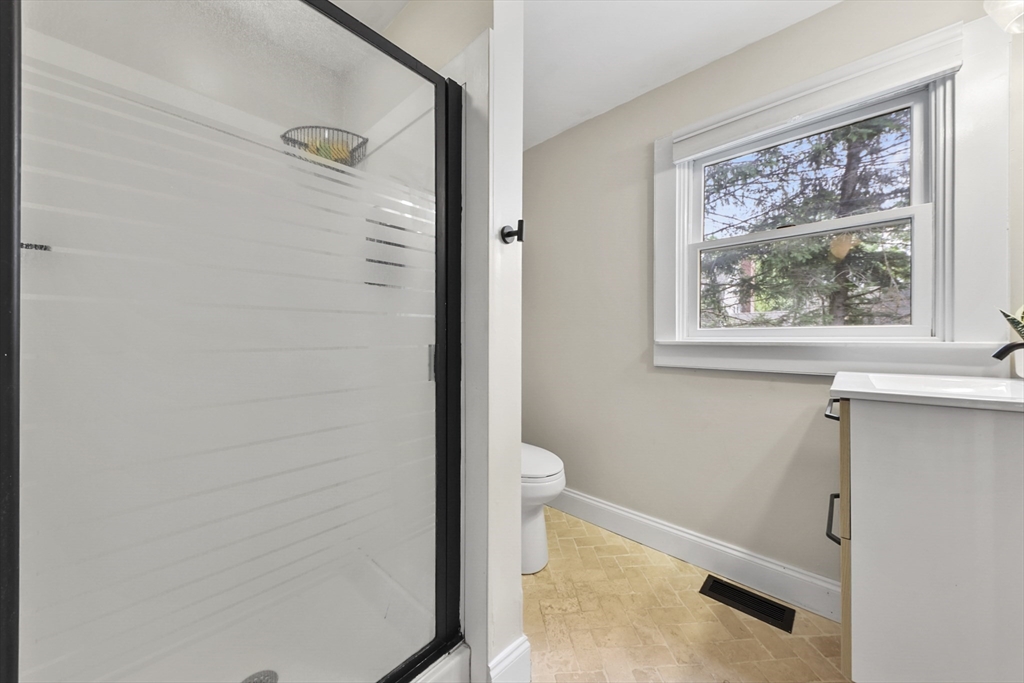 9 Naples Road Hamilton, MA 01982 - Photo 17 of 39 Gallery Image 17