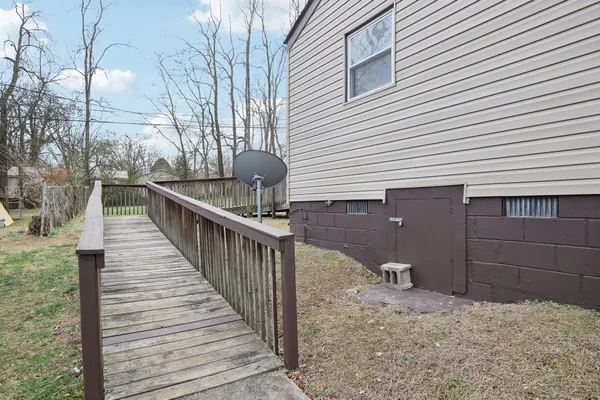 $199,900 | 172 Hadley Drive, Clarksville, TN 37042