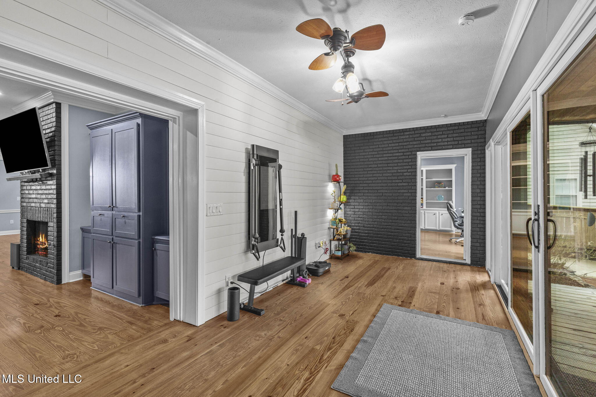439 Ridge Circle Brandon, MS 39047 - Photo 54 of 106 Sun or sitting Room
