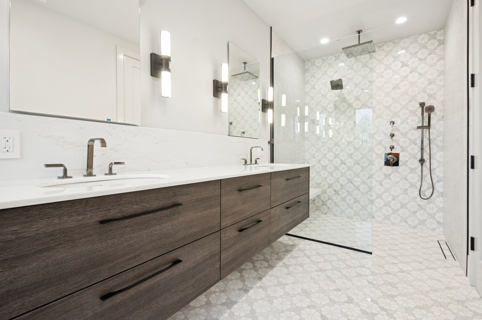 2434 West Superior Street Chicago, IL 60612 - Photo 25 of 51