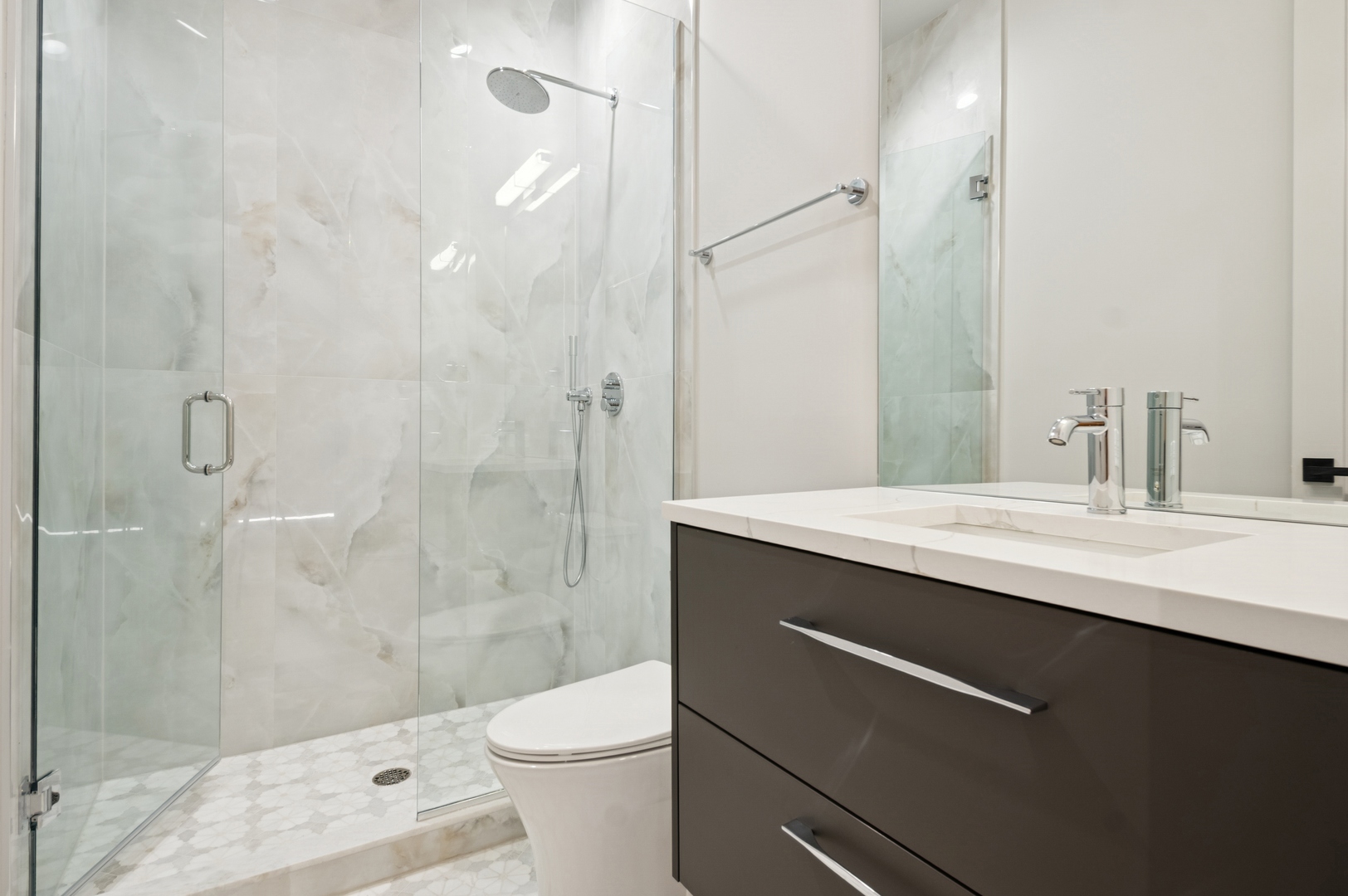 2434 West Superior Street Chicago, IL 60612 - Photo 35 of 51