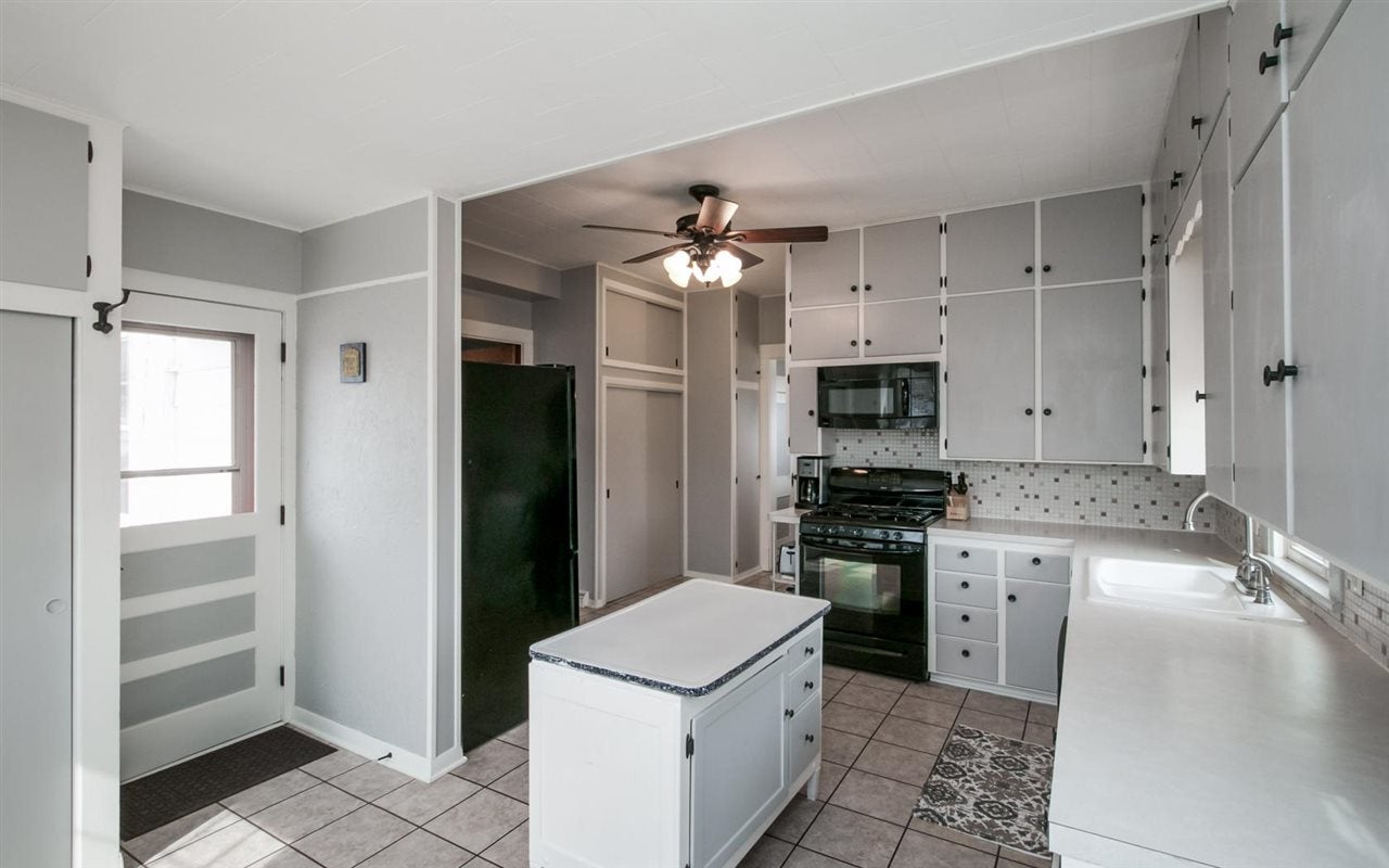 90 East 2nd Street Riverside, IA 52327 - Photo 7 of 25 Gallery Image 7