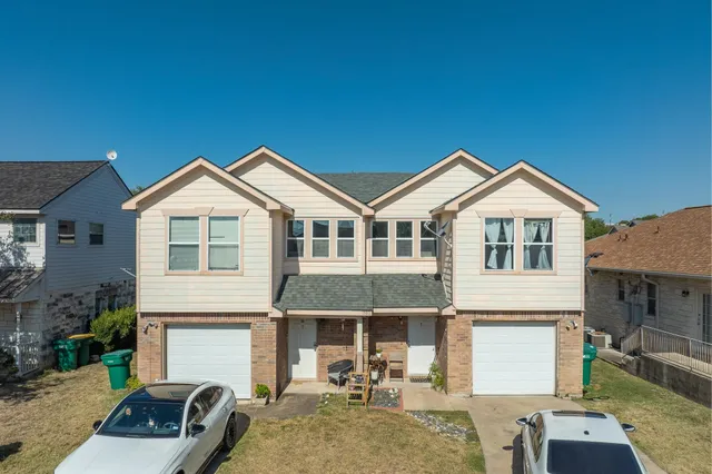 $399,000 | 1502 North Claremont Circle, Marble Falls, TX 78654