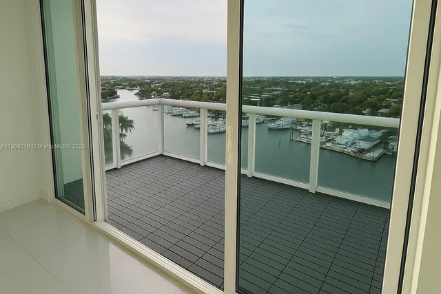 $449,999 | 1861 Northwest S River Drive, Unit 1505, Miami, FL 33125