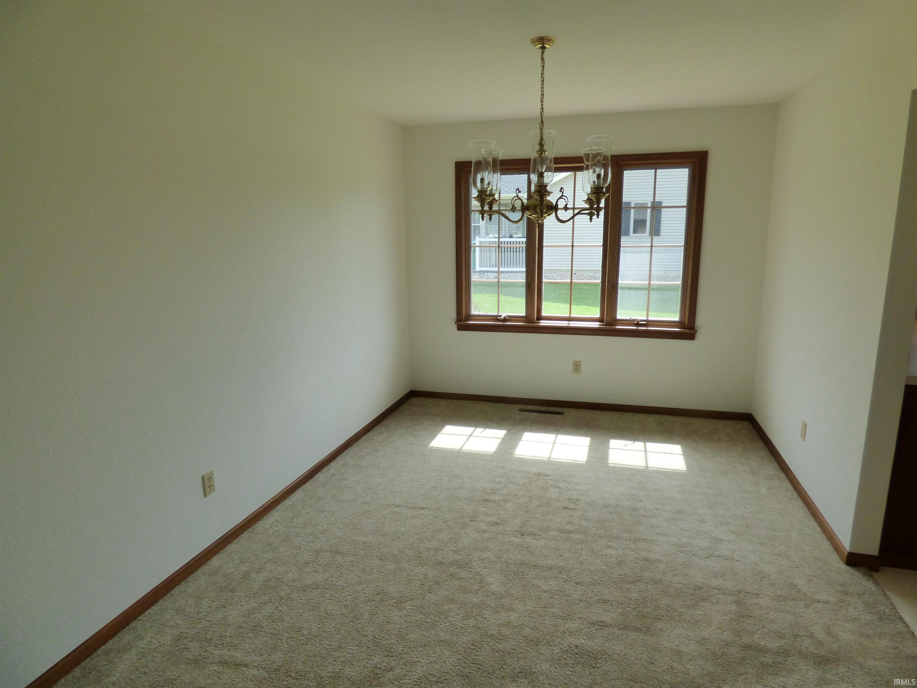 25520 Fawn Ridge Drive South Bend, IN 46619 - Photo 4 of 22