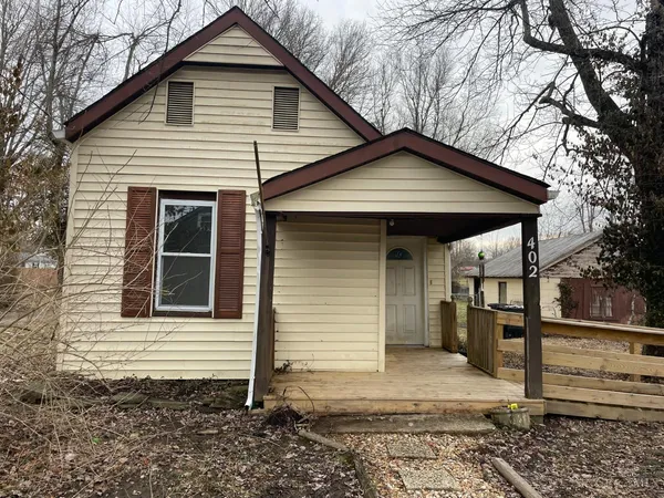 $900 | 402 East Main Street, Mount Orab, OH 45154