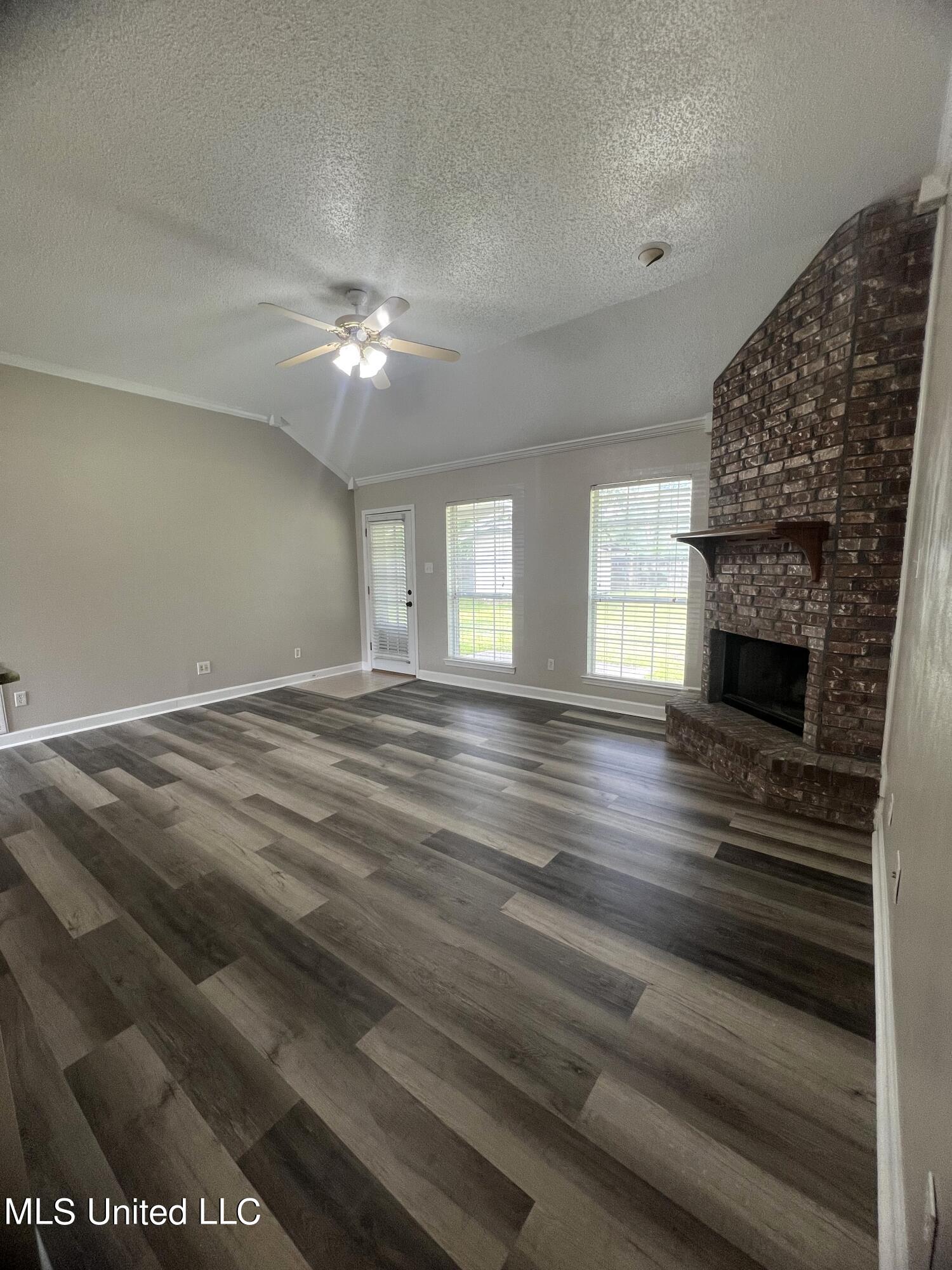 1421 Spruce Street Ocean Springs, MS 39564 - Photo 9 of 21 1421 Spruce 10