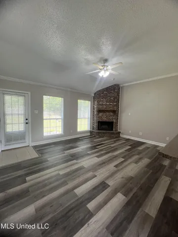 $1,775 | 1421 Spruce Street, Ocean Springs, MS 39564