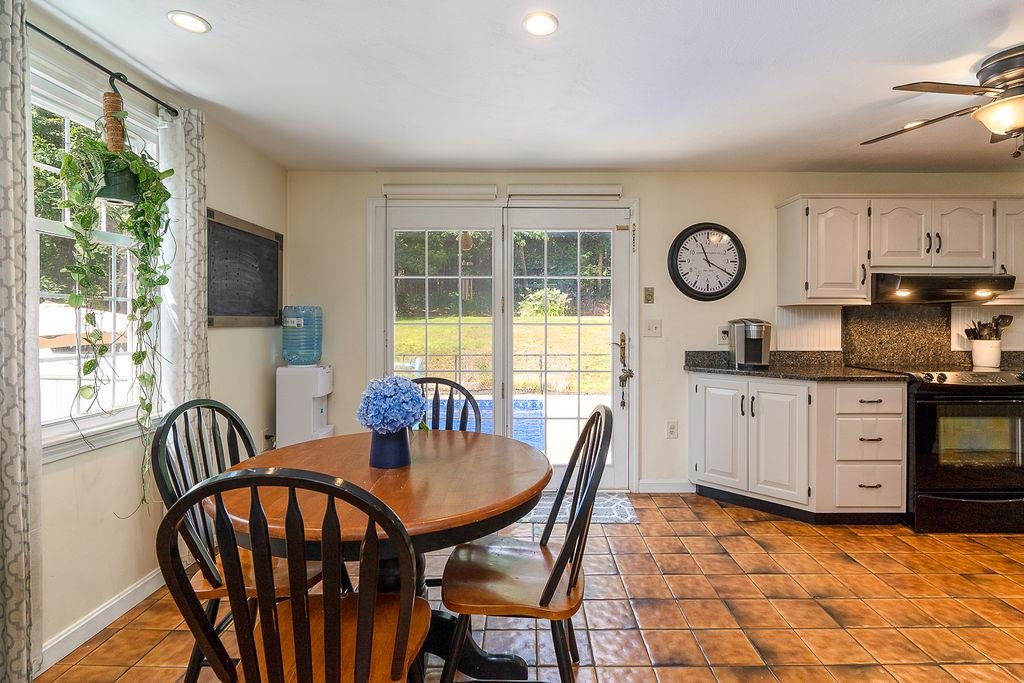 69 Chase Road Londonderry, NH 03053 - Photo 17 of 25