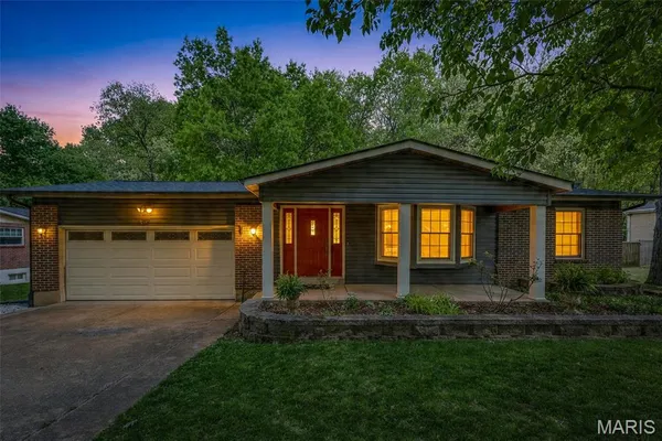 $309,900 | 5170 Darkmoor Lane, Imperial, MO 63052