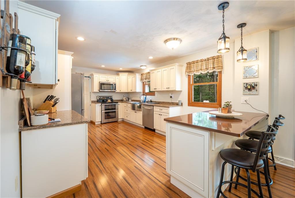 121 Johnson Road Greensburg, PA 15601 - Photo 5 of 48 Gallery Image 5