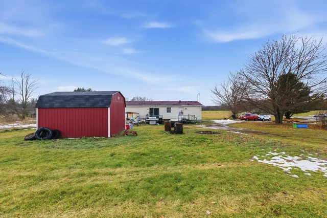 $278,000 | 14950 Pine Lake Avenue Northeast, Cedar Springs, MI 49319