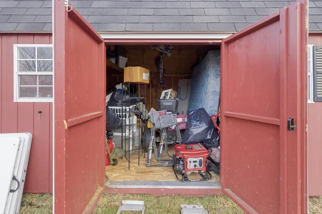 $278,000 | 14950 Pine Lake Avenue Northeast, Cedar Springs, MI 49319