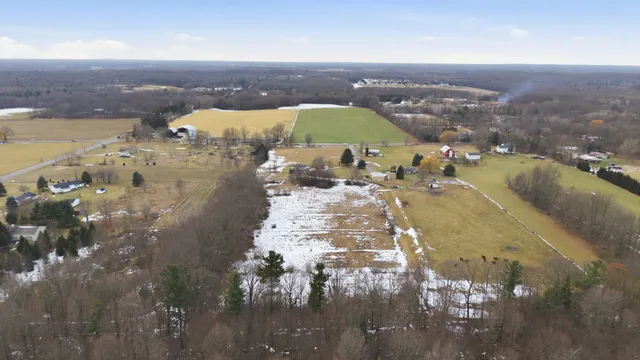 $278,000 | 14950 Pine Lake Avenue Northeast, Cedar Springs, MI 49319