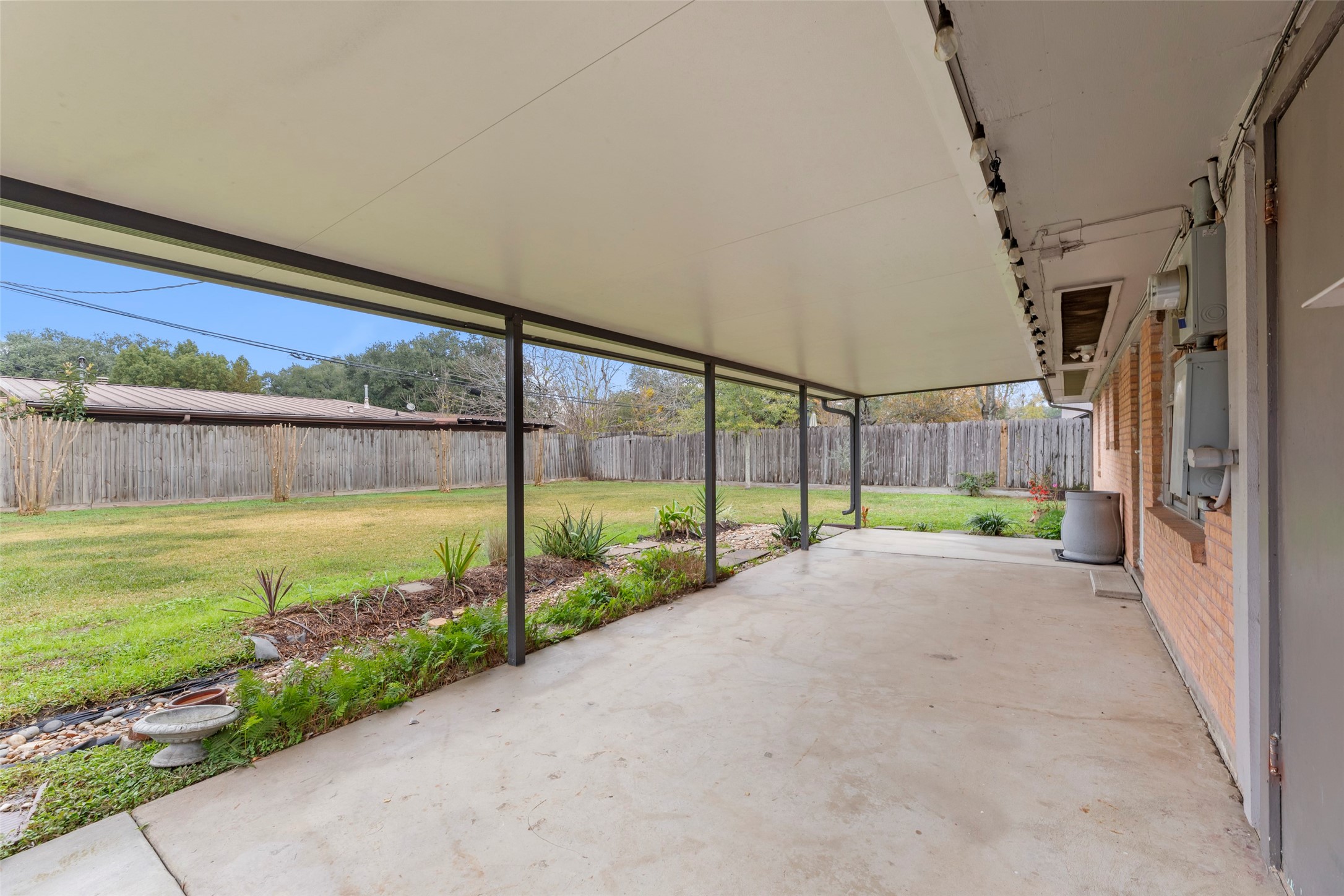 6148 Indigo Street Houston, TX 77074 - Photo 12 of 37 a view of a garden with an outdoor space