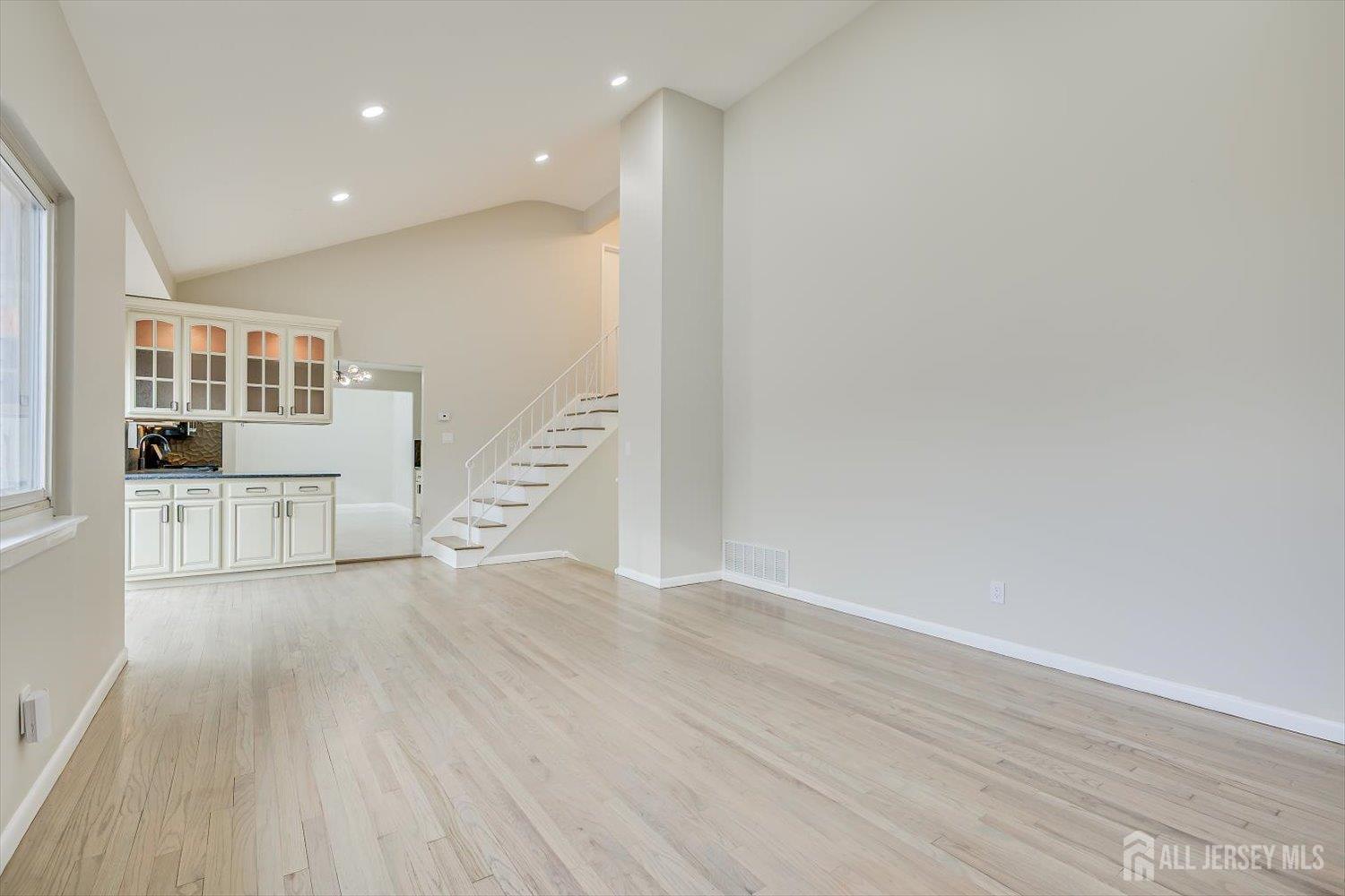 22 Price Drive Edison, NJ 08817 - Photo 22 of 41