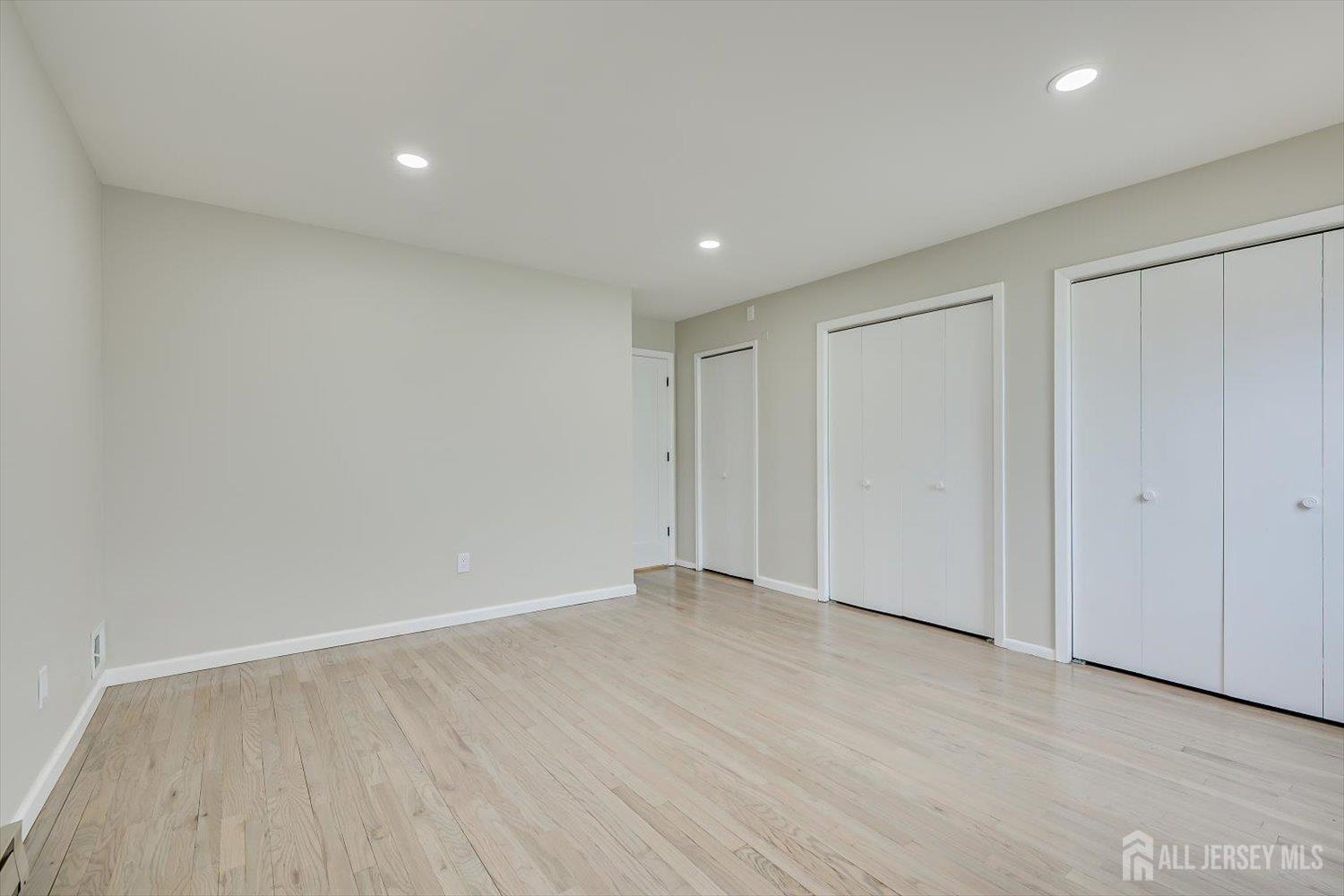 22 Price Drive Edison, NJ 08817 - Photo 25 of 41