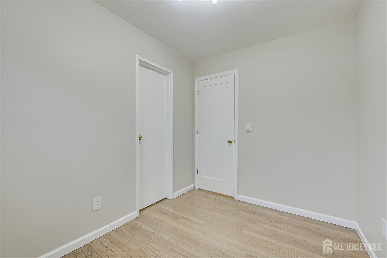 22 Price Drive Edison, NJ 08817 - Photo 27 of 41