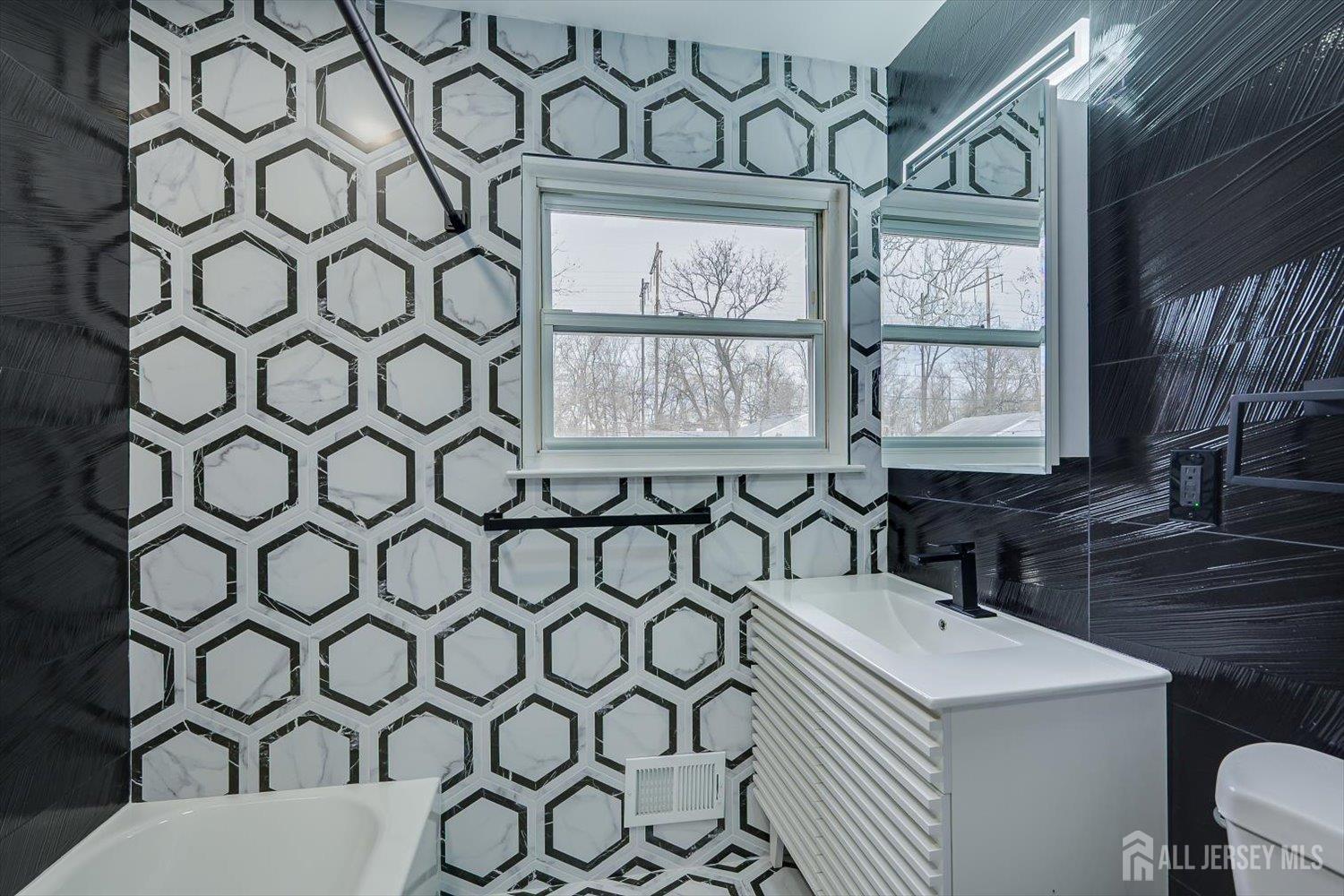 22 Price Drive Edison, NJ 08817 - Photo 28 of 41