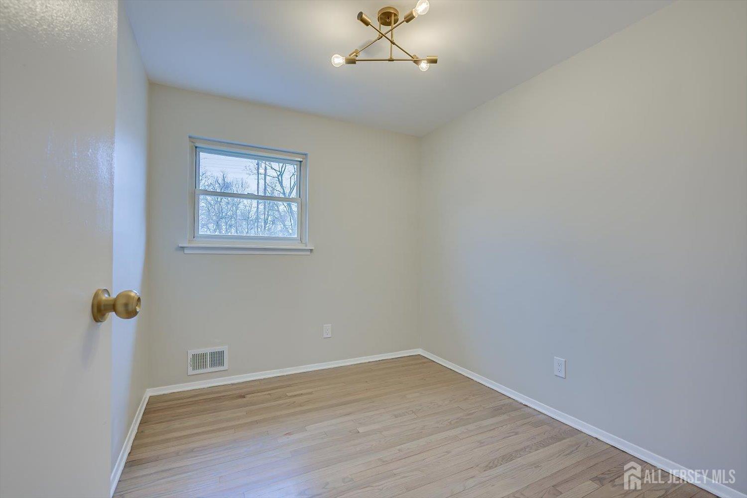 22 Price Drive Edison, NJ 08817 - Photo 29 of 41