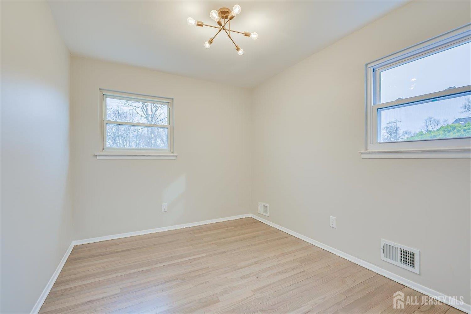 22 Price Drive Edison, NJ 08817 - Photo 31 of 41