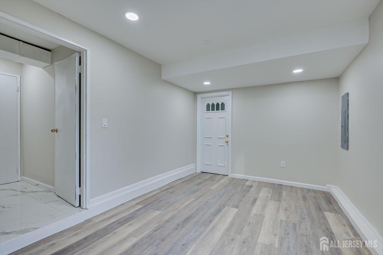 22 Price Drive Edison, NJ 08817 - Photo 34 of 41