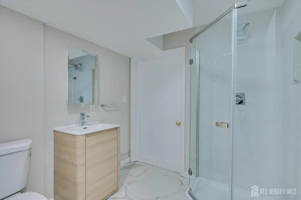 $789,000 | 22 Price Drive, Edison, NJ 08817