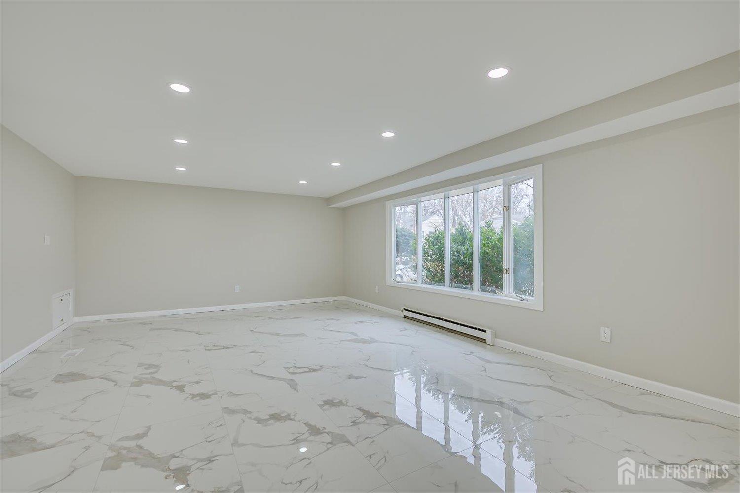 22 Price Drive Edison, NJ 08817 - Photo 10 of 41