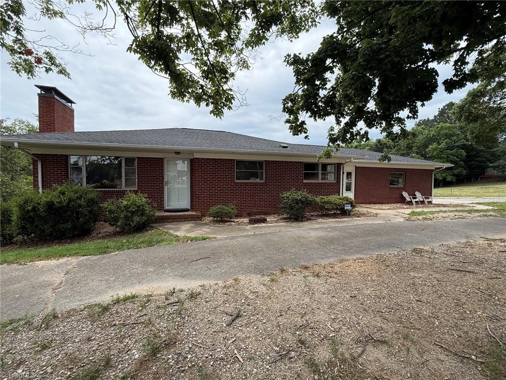 2345 Griffith Road Winston-Salem, NC 27103 - Photo 1 of 24