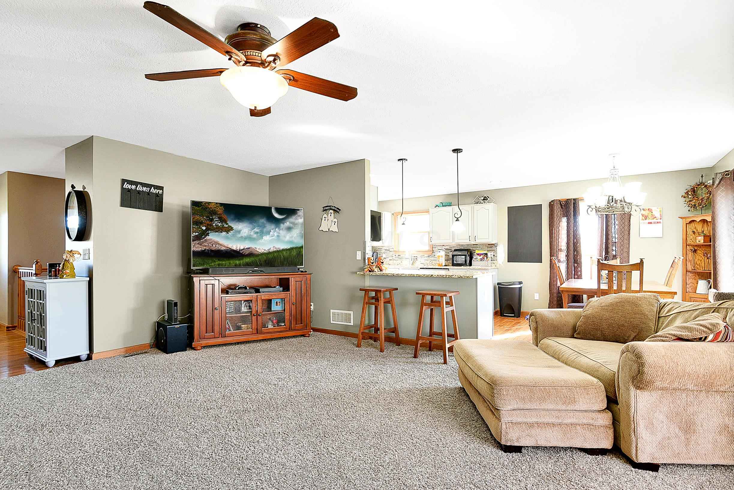 7155 Basil Road Northwest Baltimore, OH 43105 - Photo 8 of 38 Gallery Image 8
