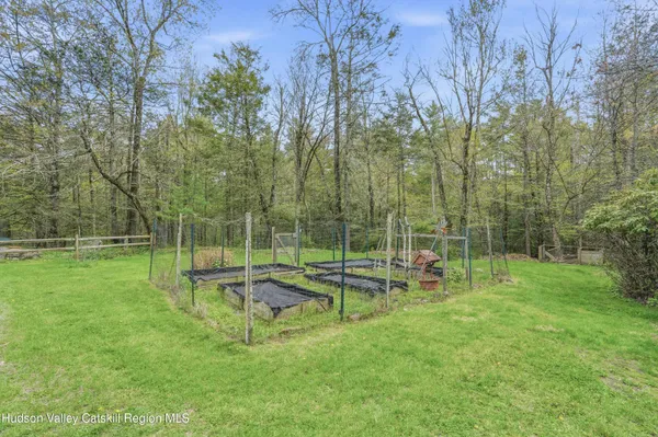 $590,000 | 4 Ashley Lane, Bearsville, NY 12409