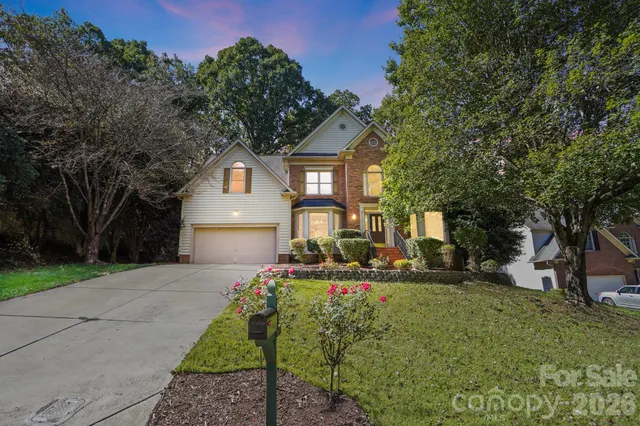 $539,000 | 8016 Painted Pony Court, Charlotte, NC 28269