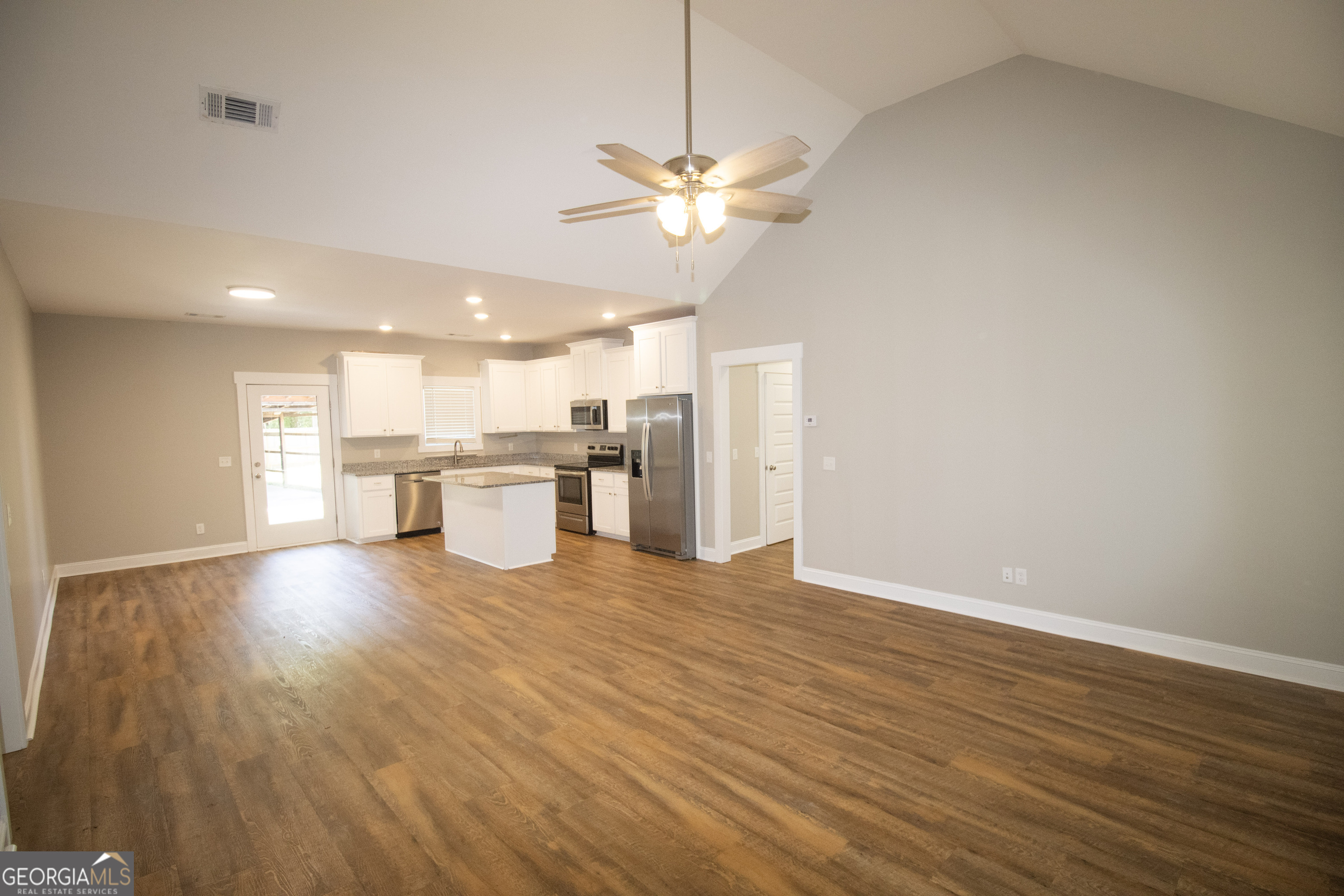 119 Spring Creek Road Statesboro, GA 30461 - Photo 4 of 21