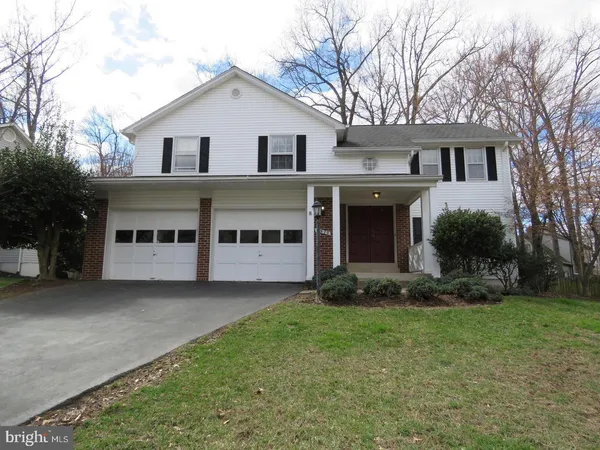 $875,000 | 6570 Rockland Drive, Clifton, VA 20124