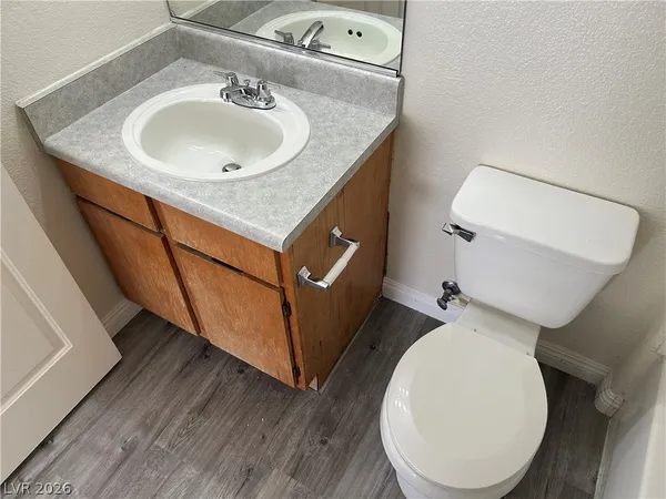 $1,300 | 6553 McRae Avenue, Unit 201, Las Vegas, NV 89108