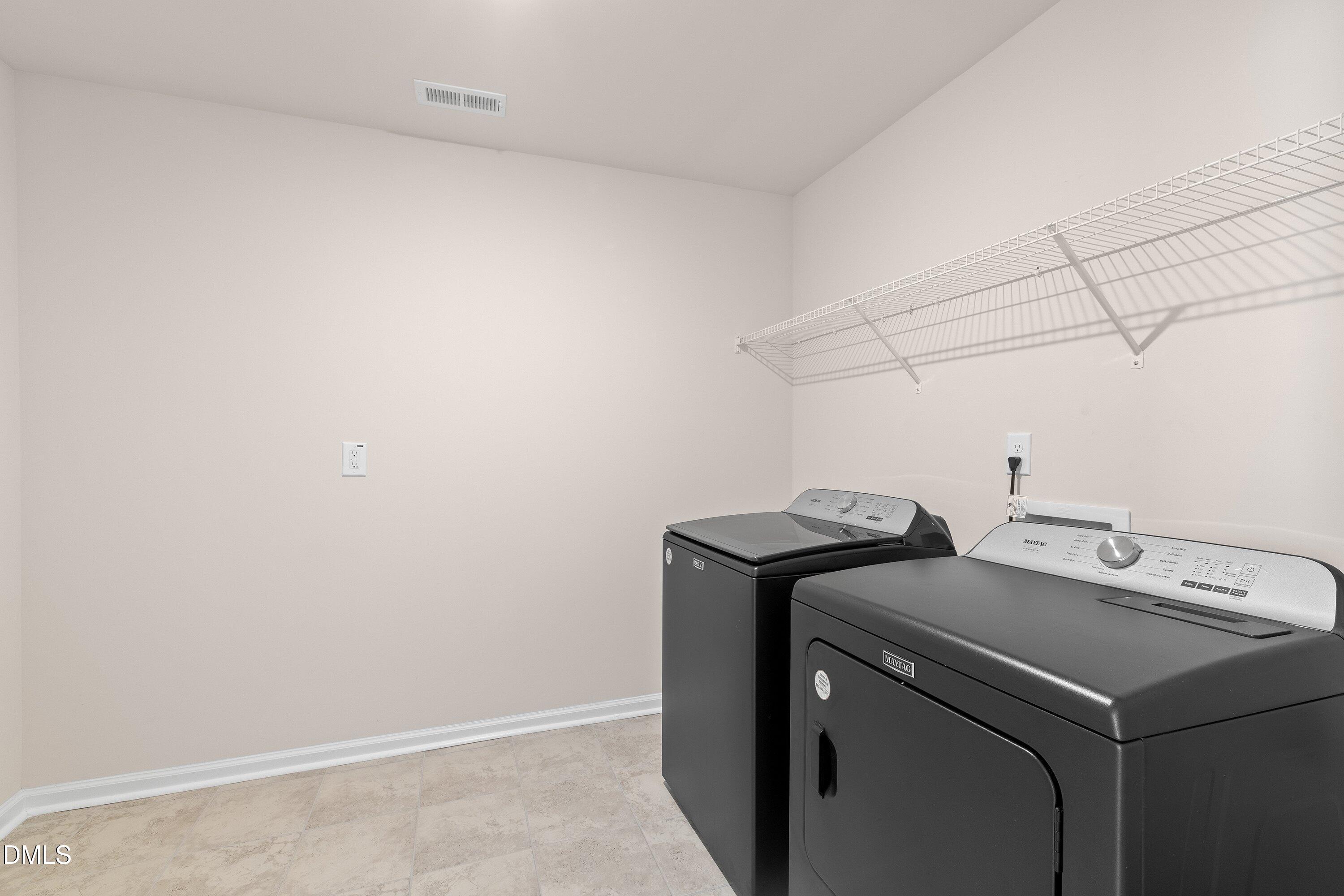 5702 Volos Avenue Raleigh, NC 27603 - Photo 28 of 37 28-5702 Volos Ave _3356