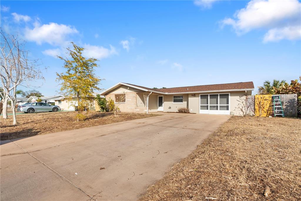 10124 Orchid Drive Port Richey, FL 34668 - Photo 2 of 29