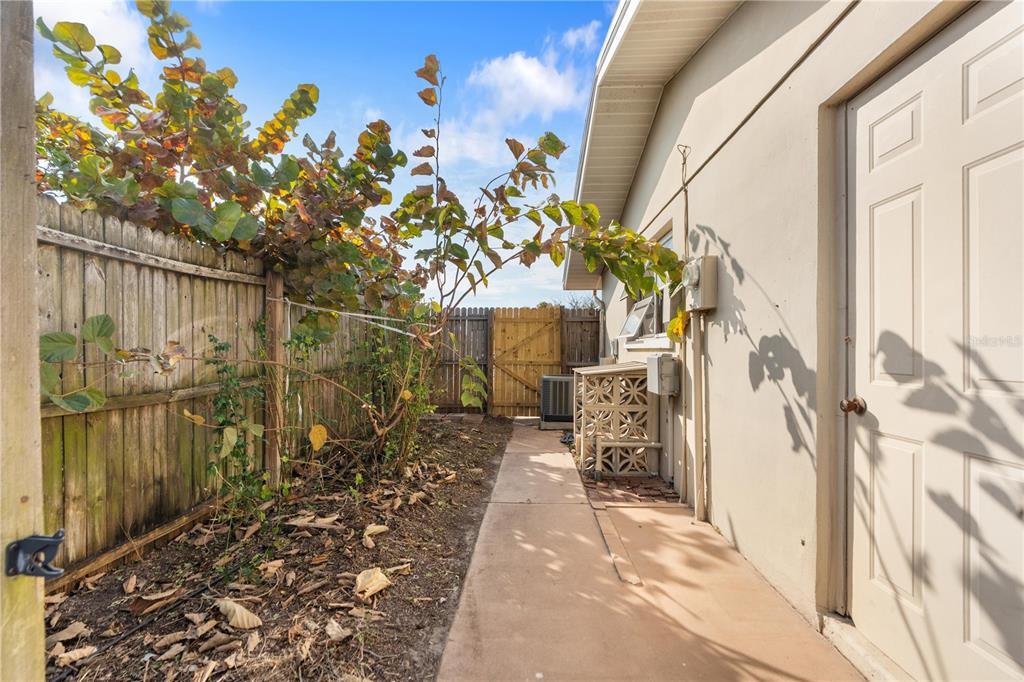 10124 Orchid Drive Port Richey, FL 34668 - Photo 22 of 29