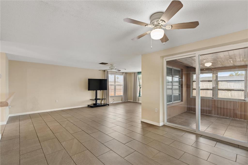 10124 Orchid Drive Port Richey, FL 34668 - Photo 6 of 29