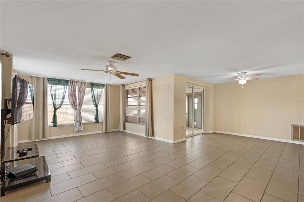 10124 Orchid Drive Port Richey, FL 34668 - Photo 7 of 29