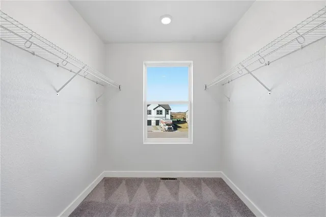 $320,270 | 1335 South 4th Street East, Louisburg, KS 66053