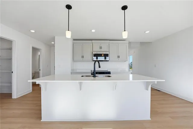 $320,270 | 1335 South 4th Street East, Louisburg, KS 66053