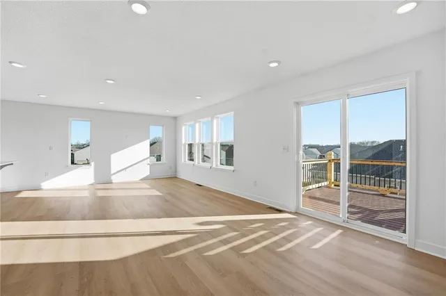 $320,270 | 1335 South 4th Street East, Louisburg, KS 66053