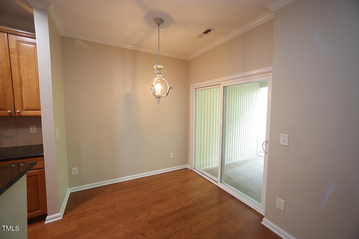 5927 Hourglass Court Raleigh, NC 27612 - Photo 15 of 48 5927 HourglassK (1)