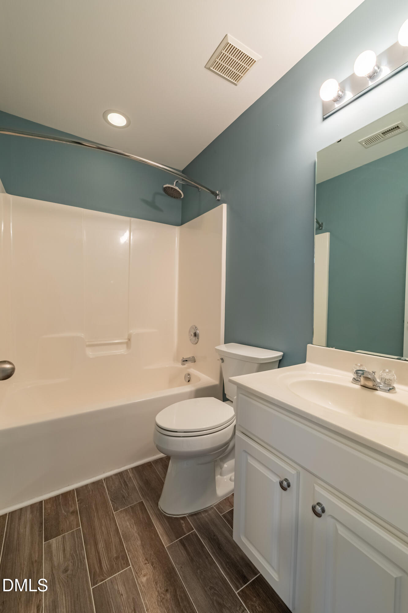 5927 Hourglass Court Raleigh, NC 27612 - Photo 32 of 48 2E6A1051-HDR